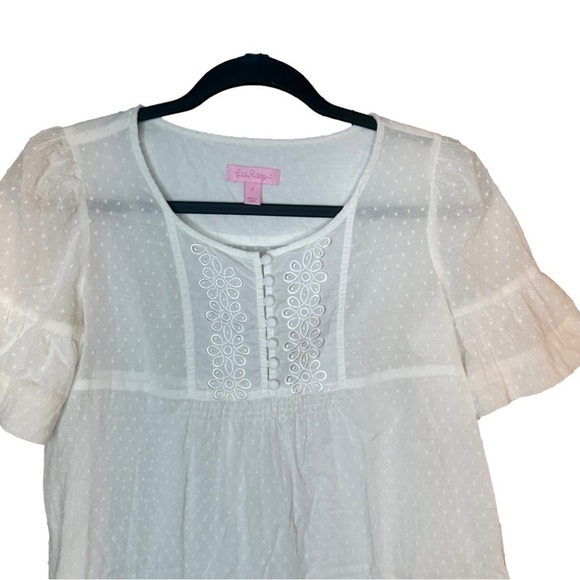 LILLY Pulitzer White Swiss Dot Cotton Embroidered Short Sleeve Blouse Size 0 - Picture 2 of 5
